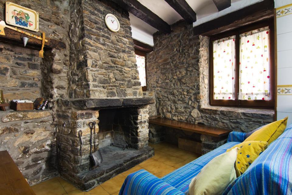 Casa Rural Baro Tornafort Ngoại thất bức ảnh